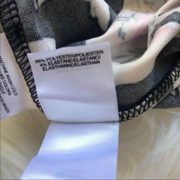 Rachel Rachel Roy Surplice Floral Blouse, 0X - Picture 8 of 9